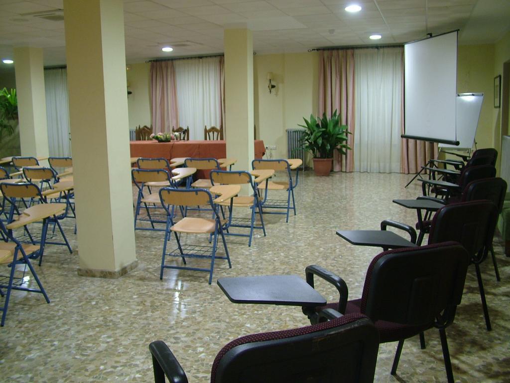 Hotel Rio Piscina Priego de Córdoba Kültér fotó
