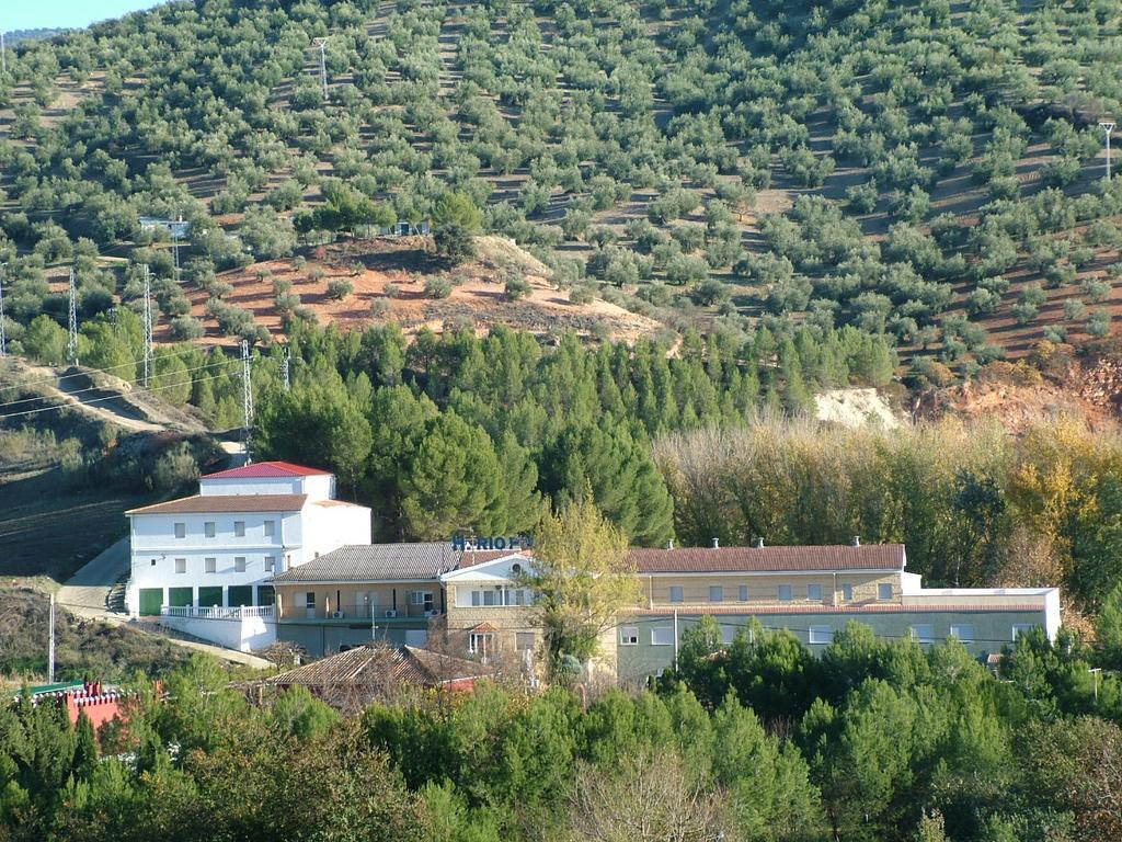 Hotel Rio Piscina Priego de Córdoba Kültér fotó
