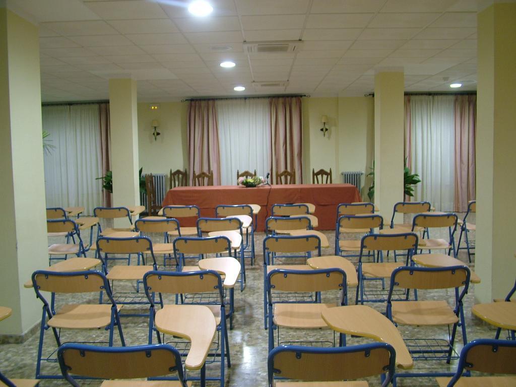Hotel Rio Piscina Priego de Córdoba Kültér fotó