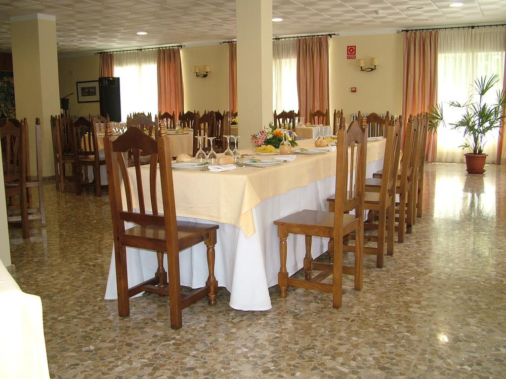 Hotel Rio Piscina Priego de Córdoba Kültér fotó